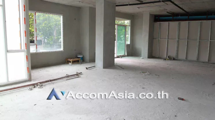  1  Office Space For Rent in sukhumvit ,Bangkok BTS Thong Lo AA18192